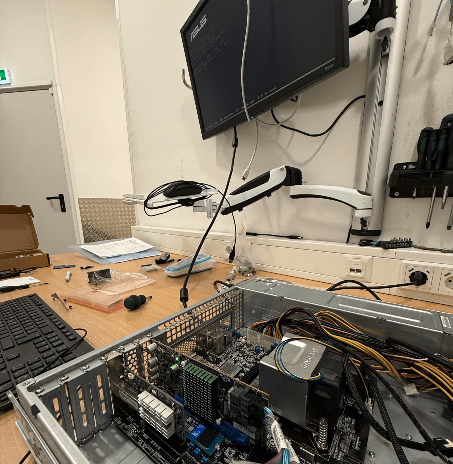 Rechenzentrum und Infrastruktur